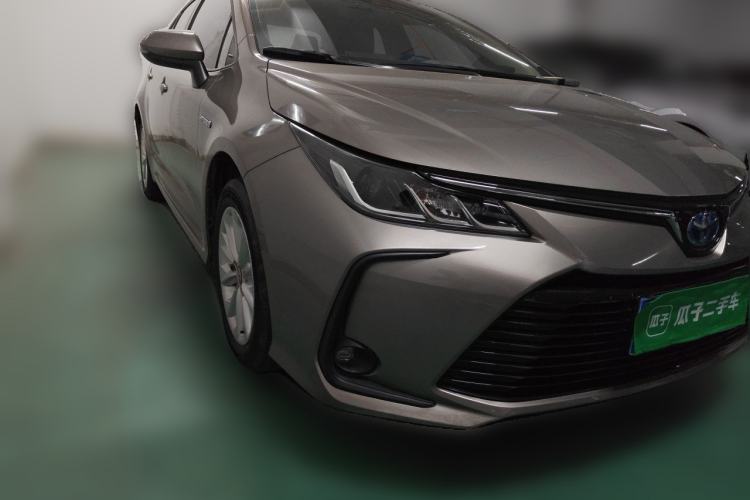 Used Toyota Corolla 2019 Dual-Engine 1.8L E-CVT GL-i Elite Edition Front Right 45 Deg