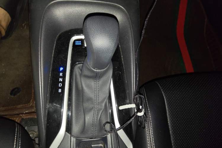 Used Toyota Corolla 2019 Dual-Engine 1.8L E-CVT GL-i Elite Edition Gear Lever