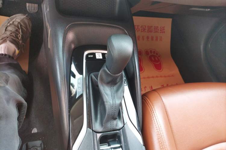 Used Toyota Corolla 2019 1.2T S-CVT GL Pioneer Edition Gear Lever