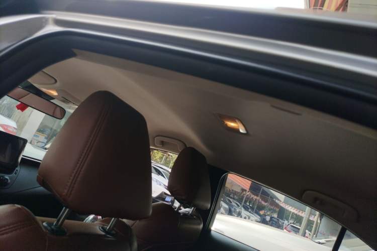 Used Toyota Corolla 2019 1.2T S-CVT GL Pioneer Edition Headliner