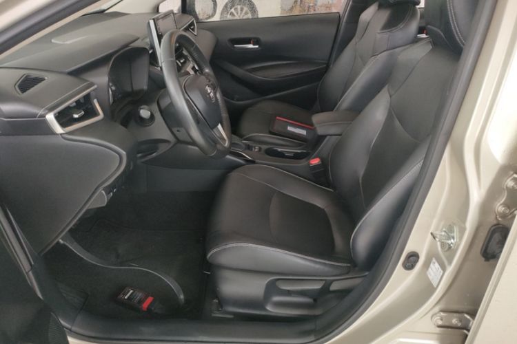 Used Toyota Corolla 2019 1.2T S-CVT GL-i Luxury Edition Interior 4
