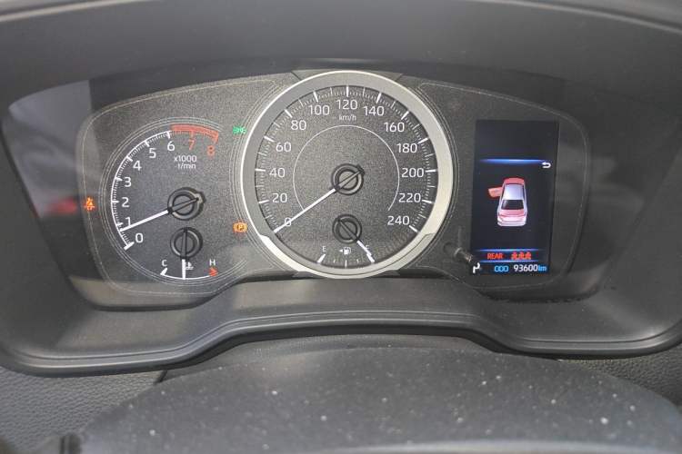 Used Toyota Corolla 2019 1.2T S-CVT GL-i Elite Edition Odometer Close Up