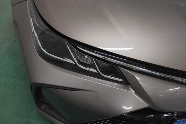 Used Toyota Corolla 2019 Dual-Engine 1.8L E-CVT GL-i Elite Edition Right Front Headlight