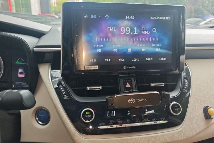 Used Toyota Corolla 2019 Dual-Engine 1.8L E-CVT GL-i Elite Edition Audio And AC Panel