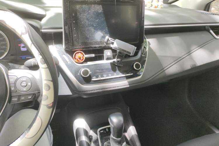 Used Toyota Corolla 2019 1.2T S-CVT GL-i Luxury Edition Audio And AC Panel