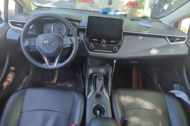 Used Toyota Corolla 2019 1.2T S-CVT GL-i Elite Edition Center Console