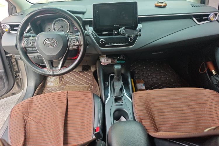 Used Toyota Corolla 2019 1.2T S-CVT GL-i Elite Edition Center Console