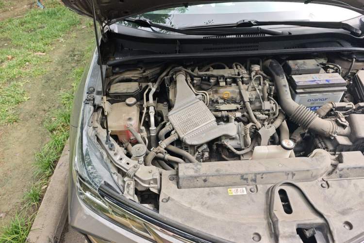 Used Toyota Corolla 2019 1.2T S-CVT GL-i Elite Edition Engine Bay Right