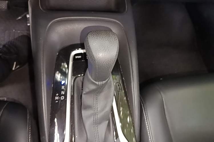 Used Toyota Corolla 2019 1.2T S-CVT GL Pioneer Edition Gear Lever