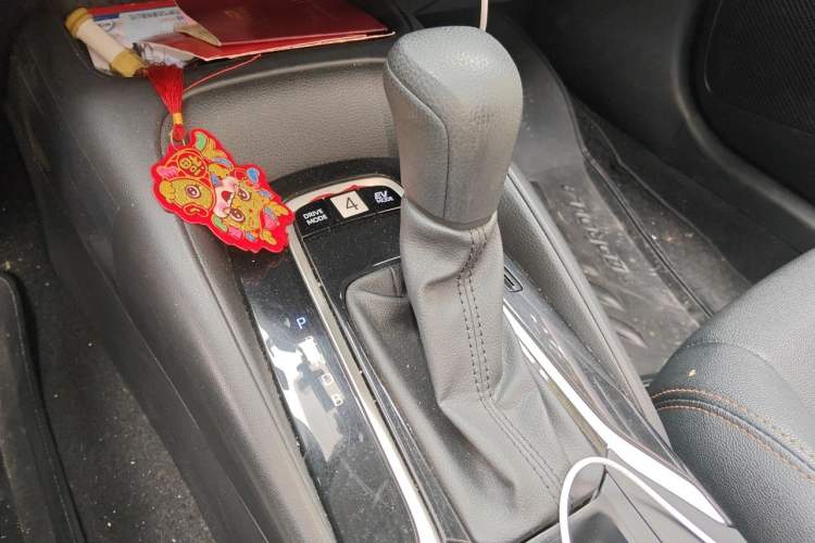 Used Toyota Corolla 2019 Dual-Engine 1.8L E-CVT GL-i Elite Edition Gear Lever