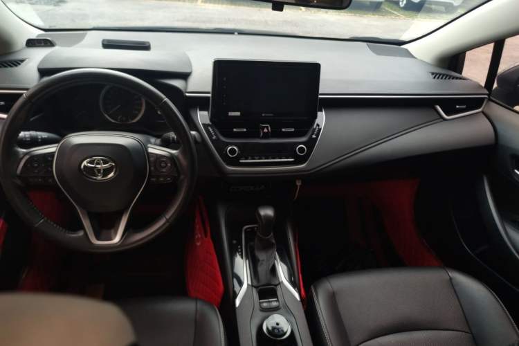 Used Toyota Corolla 2019 1.2T S-CVT GL-i Luxury Edition Headliner
