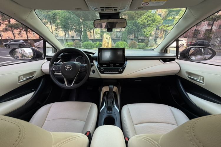 Used Toyota Corolla 2019 1.2T S-CVT GL-i Elite Edition Interior 2