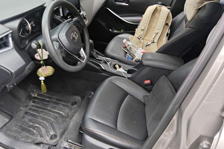 Used Toyota Corolla 2019 Dual-Engine 1.8L E-CVT GL-i Elite Edition Left Front Seat