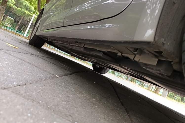 Used Toyota Corolla 2019 1.2T S-CVT GL Pioneer Edition Left Side Sill