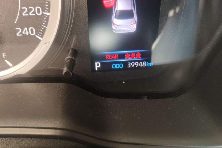 Used Toyota Corolla 2019 1.2T S-CVT GL-i Elite Edition Odometer Close Up