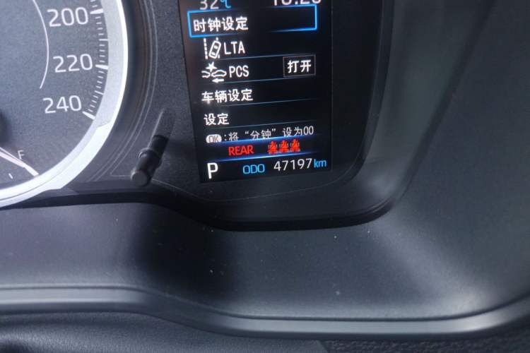 Used Toyota Corolla 2019 1.2T S-CVT GL-i Luxury Edition Odometer Close Up