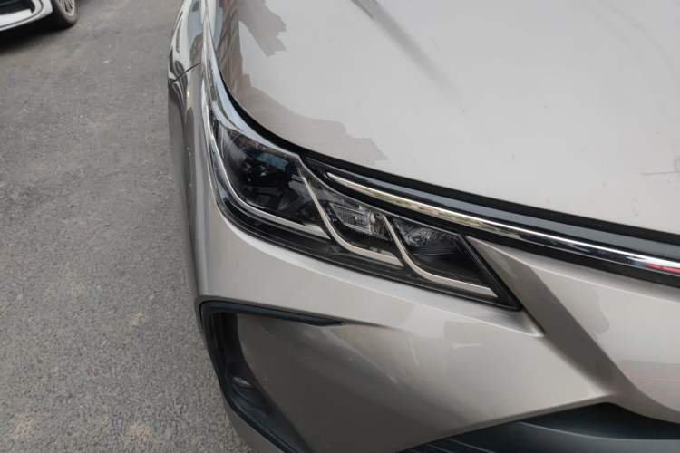 Used Toyota Corolla 2019 1.2T S-CVT GL Pioneer Edition Right Front Headlight
