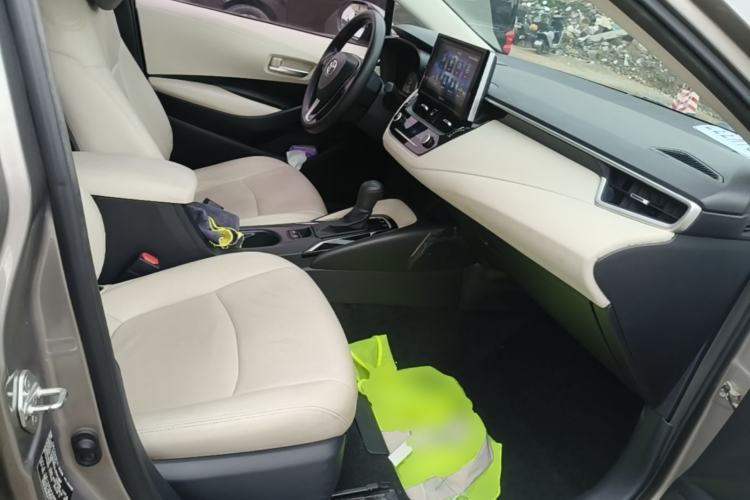 Used Toyota Corolla 2019 1.2T S-CVT GL-i Elite Edition Right Front Seat