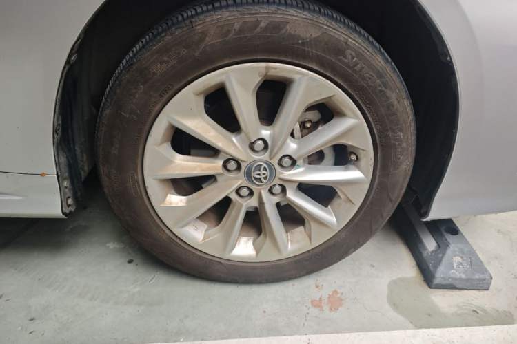 Used Toyota Corolla 2019 1.2T S-CVT GL-i Luxury Edition Right Front Wheel Hub