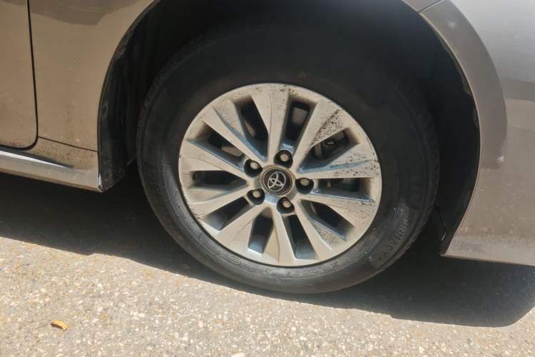 Used Toyota Corolla 2019 1.2T S-CVT GL-i Elite Edition Right Front Wheel Hub