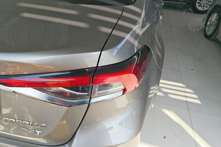 Used Toyota Corolla 2019 1.2T S-CVT GL-i Elite Edition Right Rear Taillight