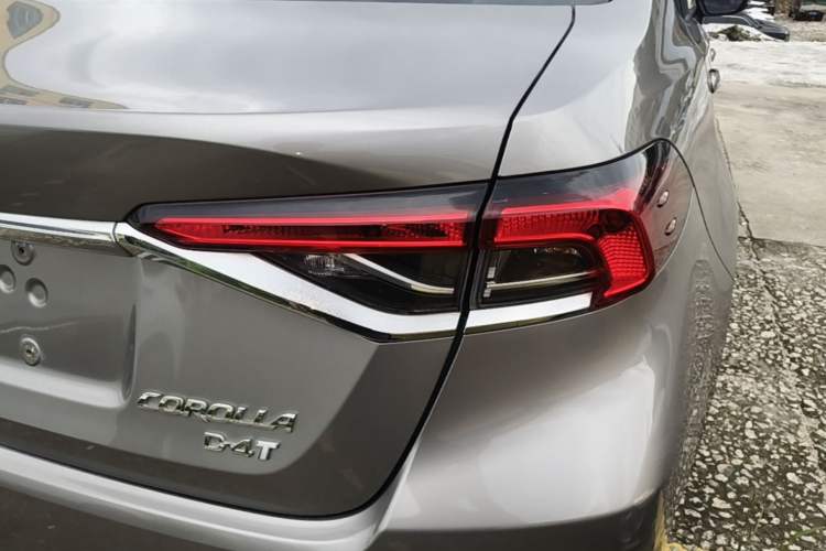 Used Toyota Corolla 2019 1.2T S-CVT GL-i Elite Edition Right Rear Taillight