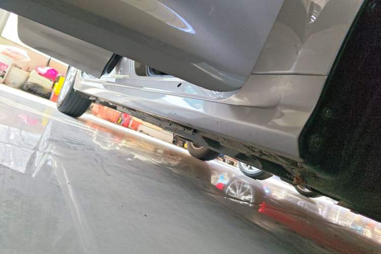 Used Toyota Corolla 2019 1.2T S-CVT GL-i Elite Edition Right Side Sill