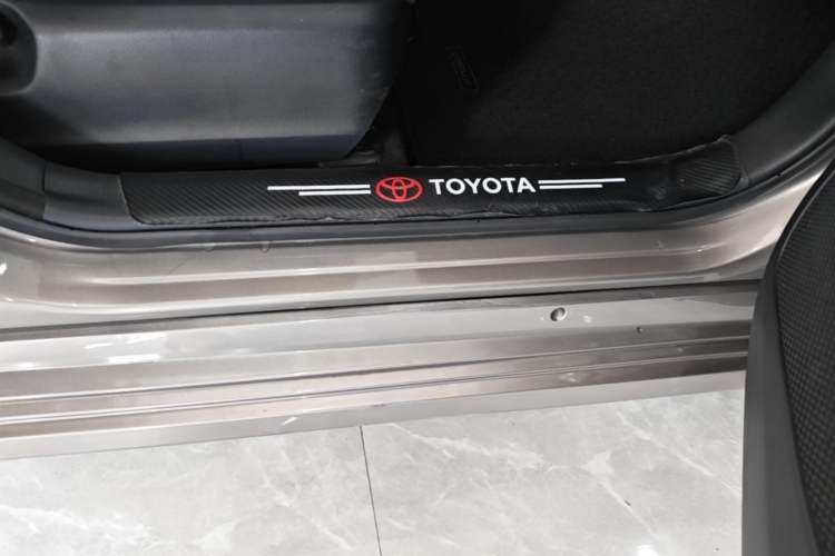 Used Toyota Corolla 2019 1.2T S-CVT GL Pioneer Edition Right Side Sill