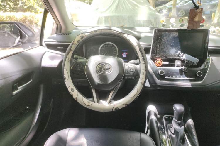 Used Toyota Corolla 2019 1.2T S-CVT GL-i Luxury Edition Steering Wheel
