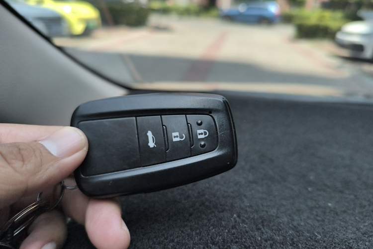 Used Toyota Corolla 2019 1.2T S-CVT GL-i Elite Edition Vehicle Key