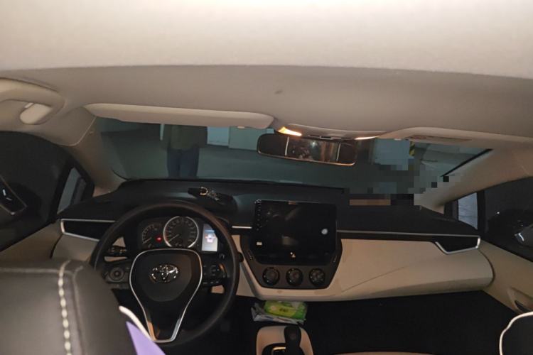 Used Toyota Corolla 2019 1.2T S-CVT GL Pioneer Edition Center Console