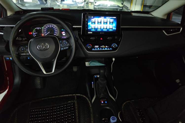 Used Toyota Corolla 2019 Dual-Engine 1.8L E-CVT GL-i Elite Edition Center Console