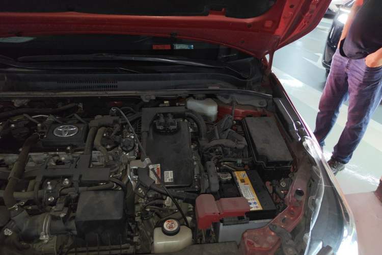 Used Toyota Corolla 2019 Dual-Engine 1.8L E-CVT GL-i Elite Edition Engine Bay Left
