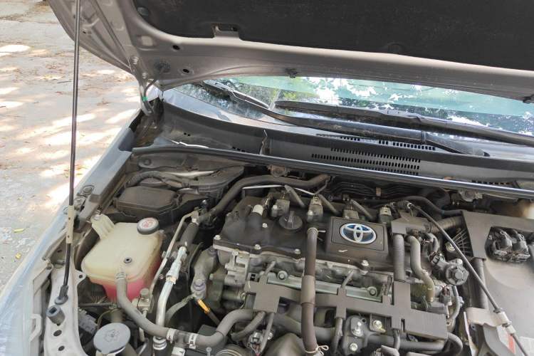 Used Toyota Corolla 2019 Dual-Engine 1.8L E-CVT GL-i Elite Edition Engine Bay Right