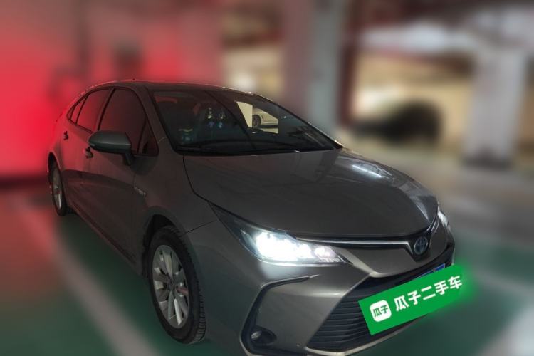 Used Toyota Corolla 2019 Dual-Engine 1.8L E-CVT GL-i Elite Edition Front Right 45 Deg