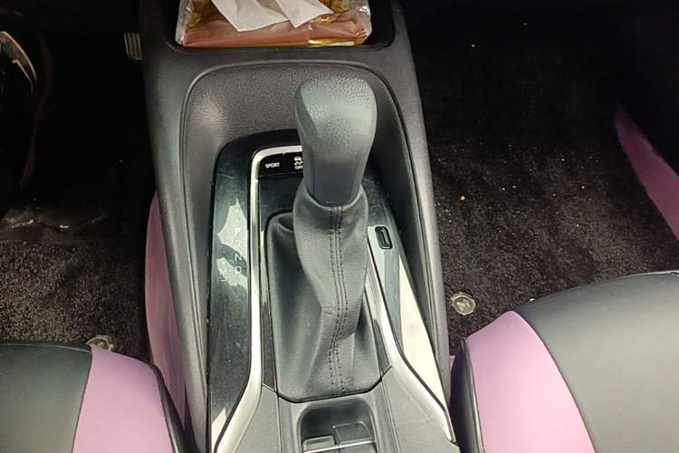 Used Toyota Corolla 2019 1.2T S-CVT GL Pioneer Edition Gear Lever