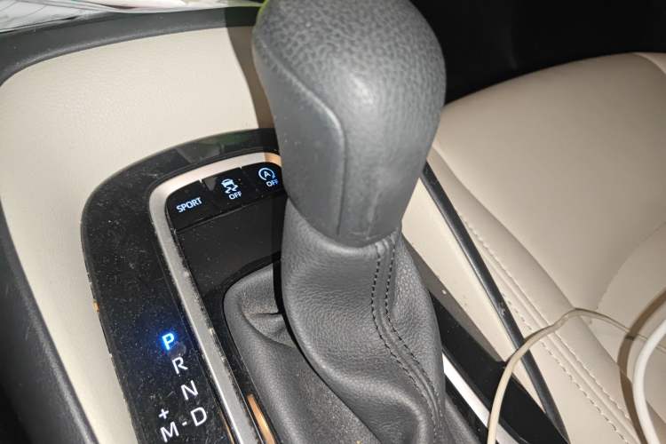 Used Toyota Corolla 2019 1.2T S-CVT GL Pioneer Edition Gear Lever