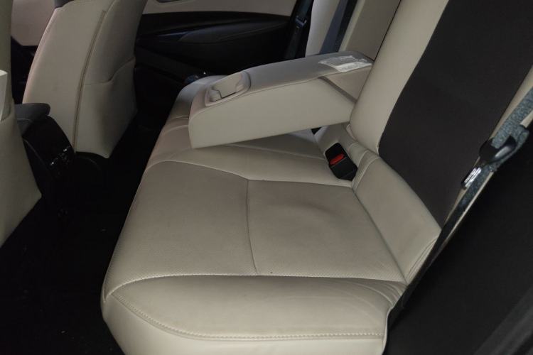 Used Toyota Corolla 2019 Dual-Engine 1.8L E-CVT Flagship Edition Left Rear Seat