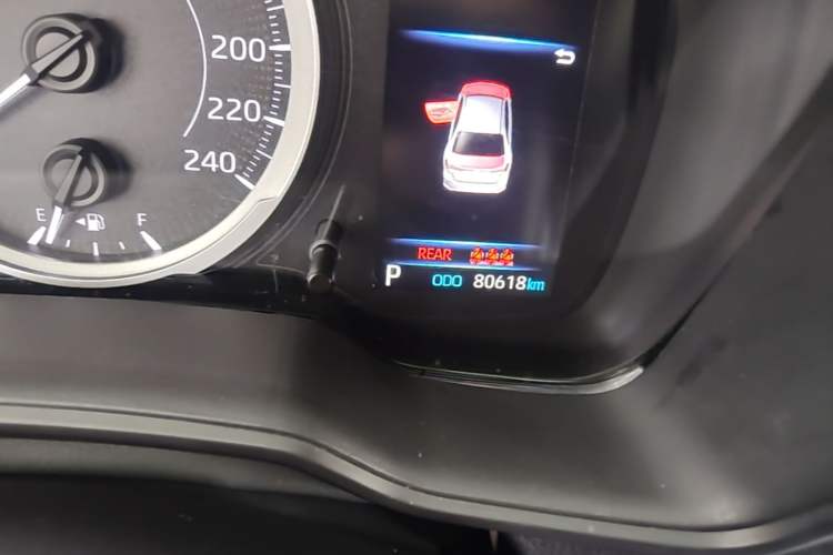 Used Toyota Corolla 2019 1.2T S-CVT Sport Edition Odometer Close Up