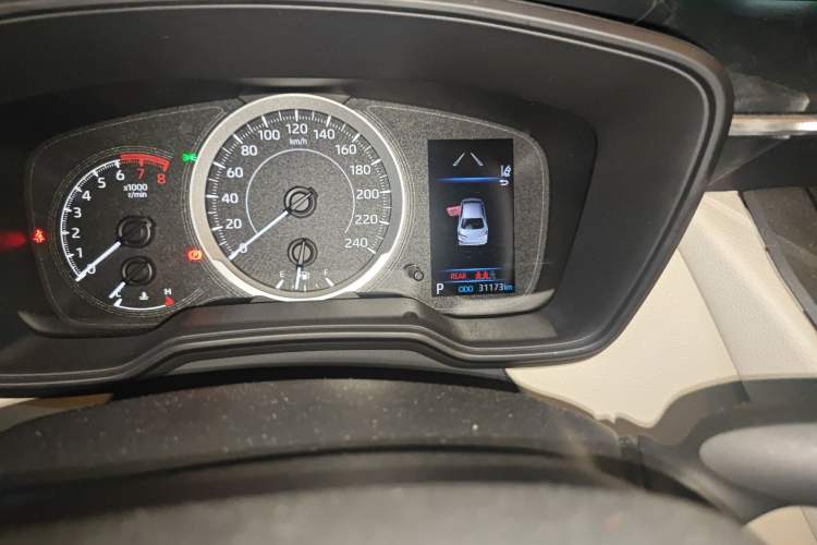 Used Toyota Corolla 2019 1.2T S-CVT GL Pioneer Edition Odometer Close Up