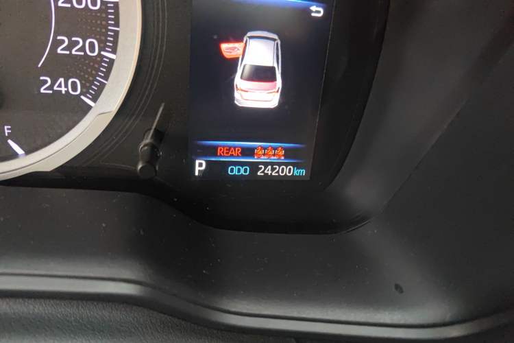 Used Toyota Corolla 2019 1.2T S-CVT Sport Edition Odometer Close Up