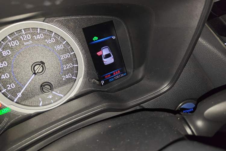 Used Toyota Corolla 2019 Dual-Engine 1.8L E-CVT GL-i Elite Edition Odometer Close Up