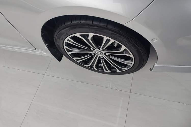 Used Toyota Corolla 2019 1.2T S-CVT Sport Edition Right Front Wheel Hub