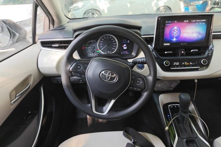 Used Toyota Corolla 2019 Dual-Engine 1.8L E-CVT GL-i Elite Edition Steering Wheel