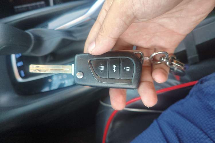 Used Toyota Corolla 2019 1.2T S-CVT GL Pioneer Edition Vehicle Key