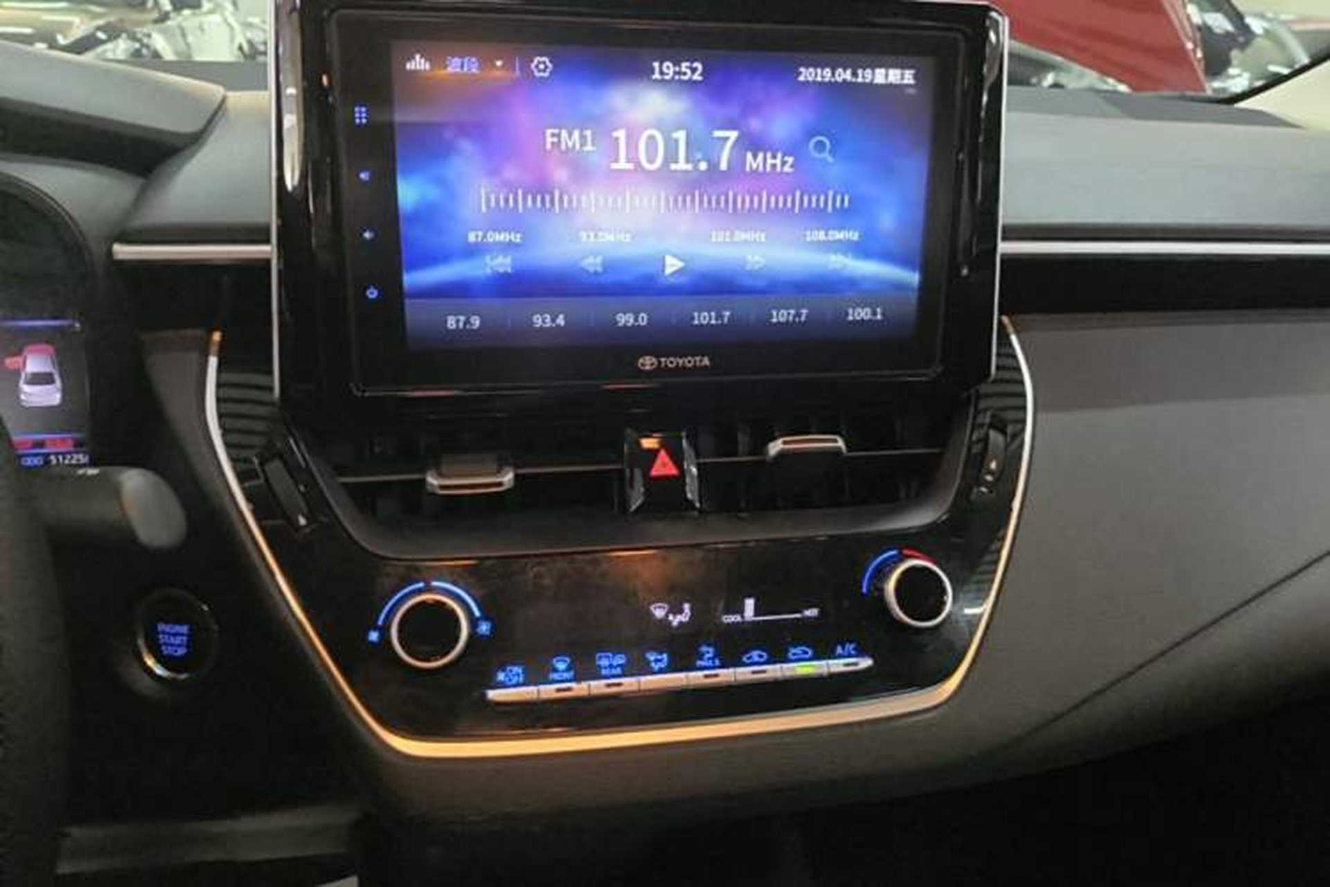 Used Toyota Corolla 2019 1.2T S-CVT GL-i Elite Edition Audio And AC Panel