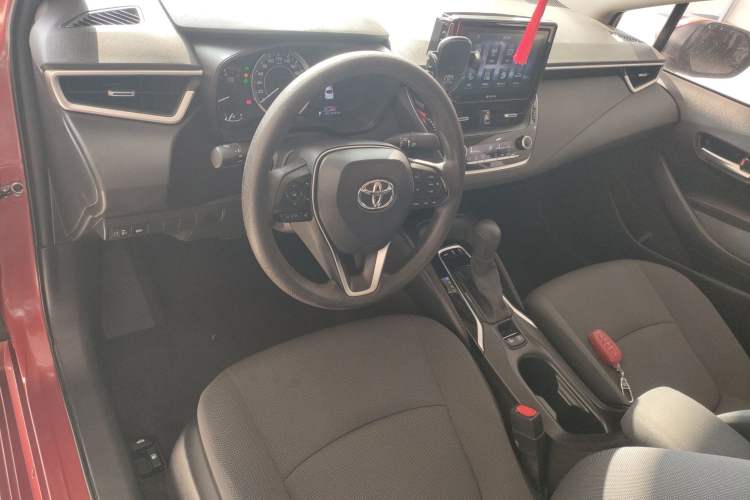 Used Toyota Corolla 2019 1.2T S-CVT GL-i Elite Edition Center Console