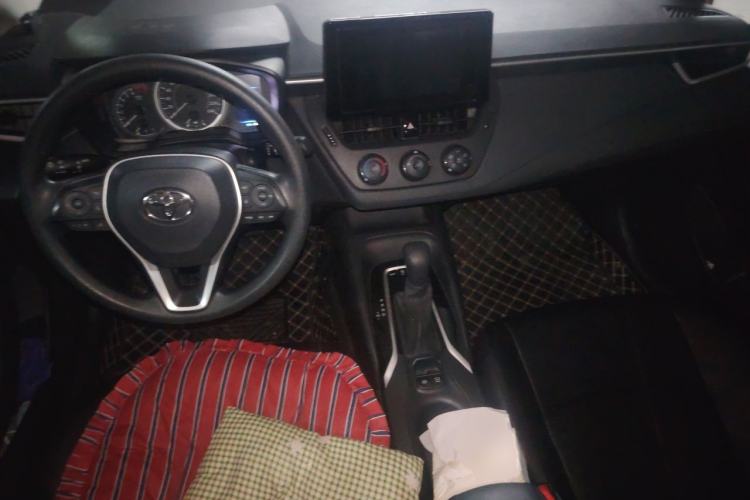 Used Toyota Corolla 2019 1.2T S-CVT GL Pioneer Edition Center Console