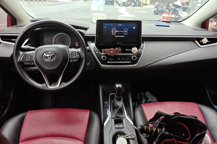 Used Toyota Corolla 2019 1.2T S-CVT Sport Edition Center Console