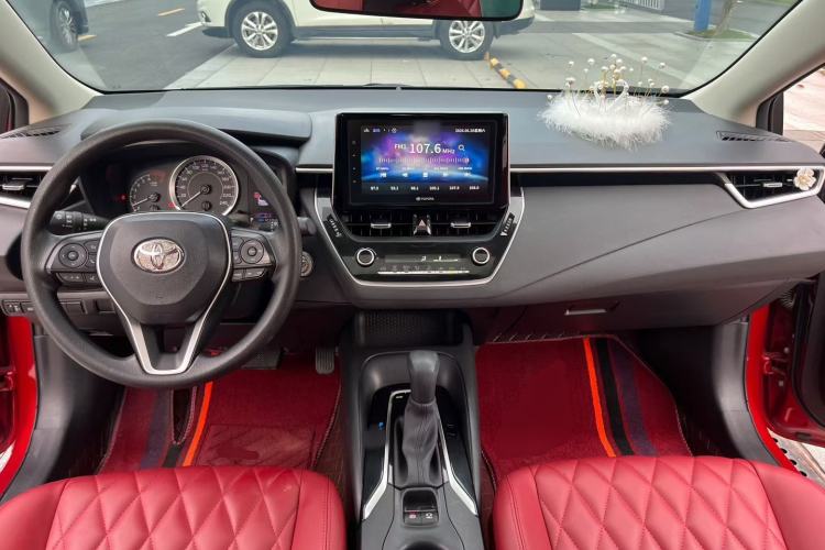 Used Toyota Corolla 2019 1.2T S-CVT GL-i Elite Edition Center Console